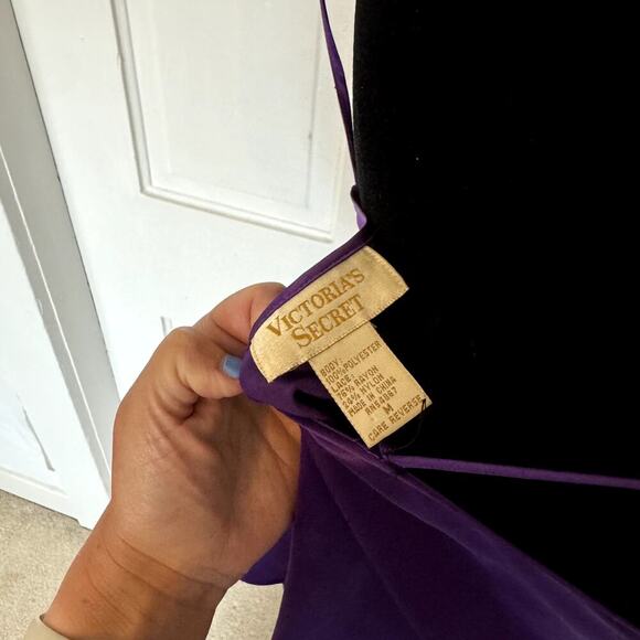 VTG Gold Label Victoria's Secret Purple Silky Camisole Women's Size Medium - Picture 4 of 4